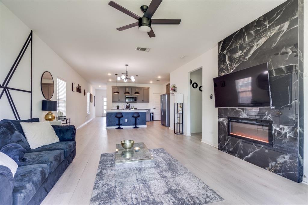 Reuss & Wheeler - Residential Lease