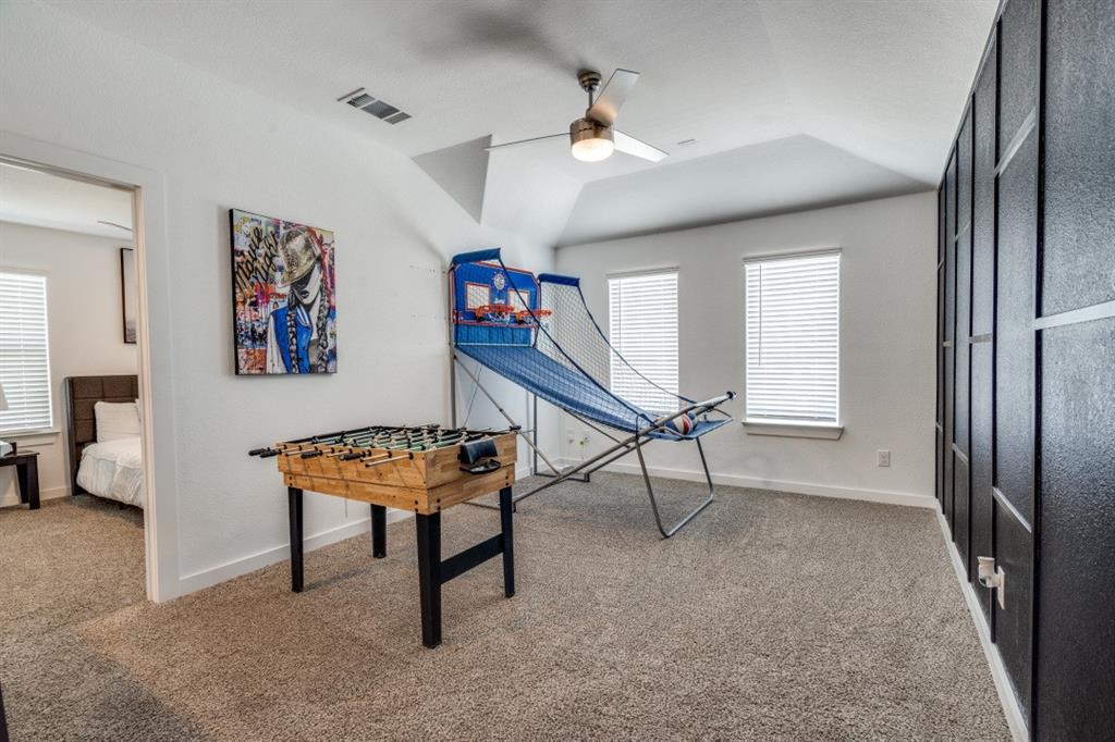 Reuss & Wheeler - Residential Lease