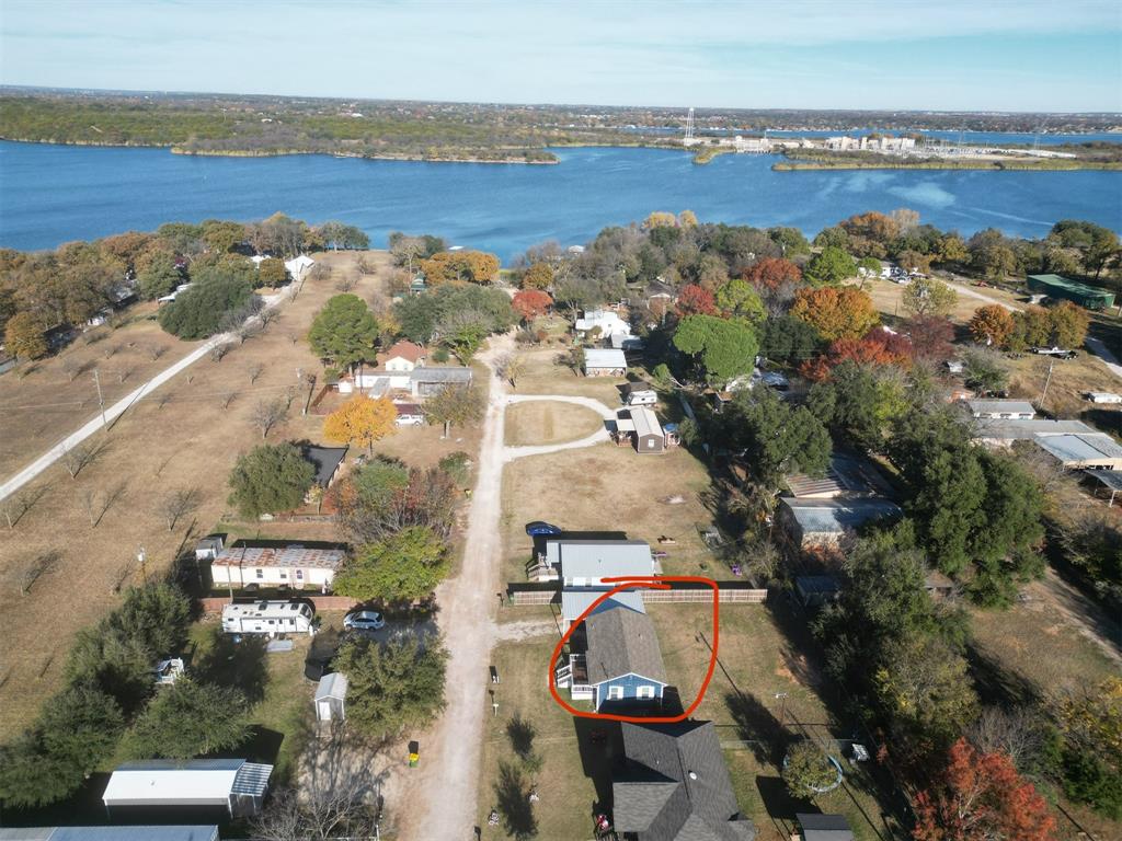 Six J Bay - Residential