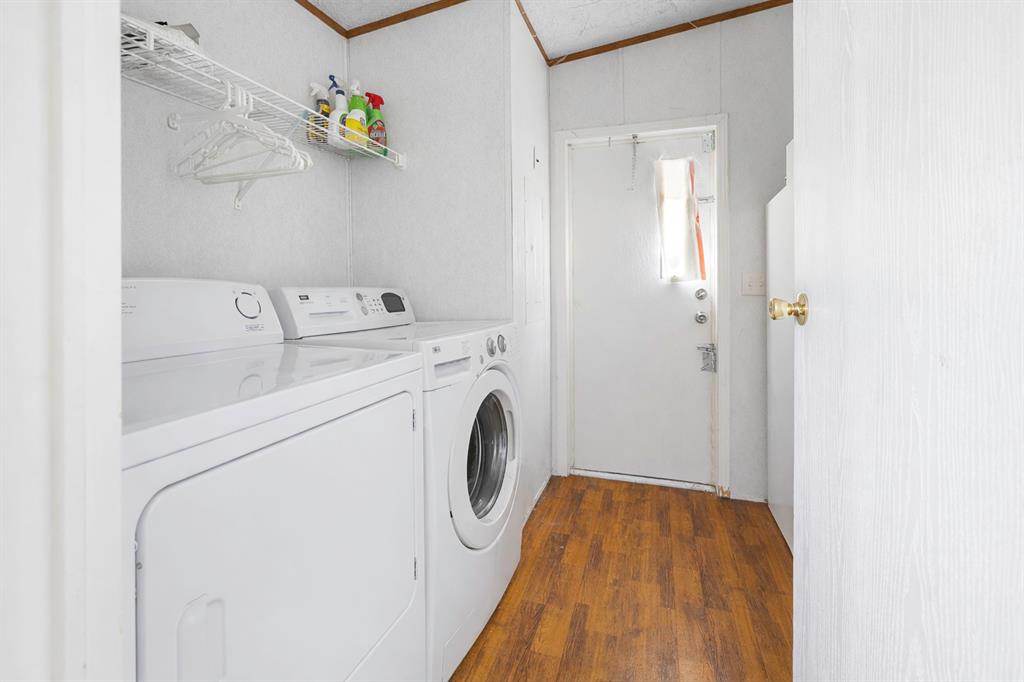 Oakwood Lake - Residential