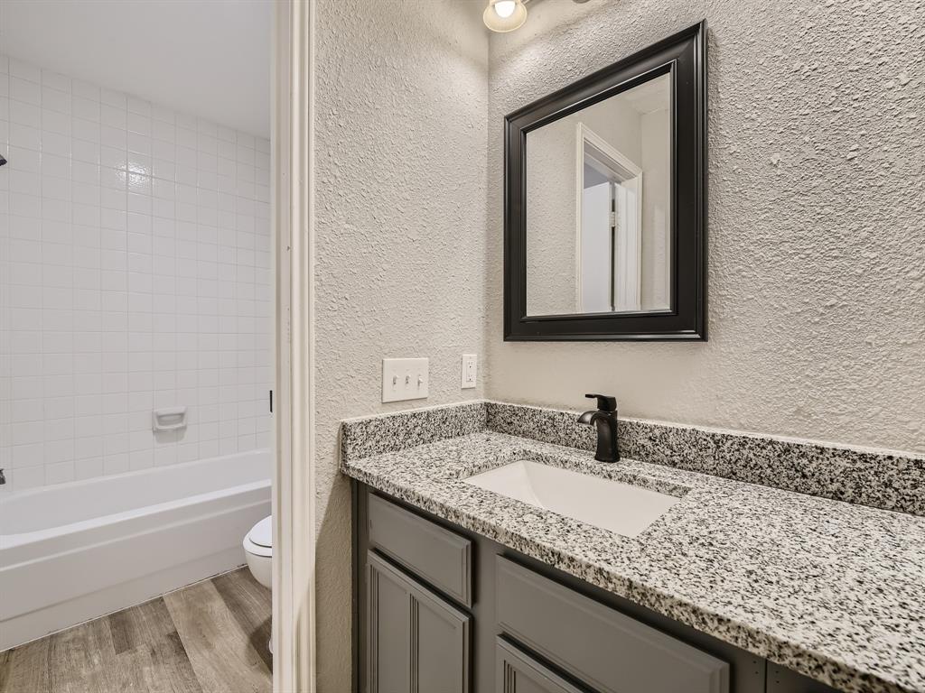 Oak Hollow Grand Prairie - Residential Lease