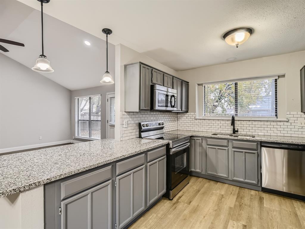 Oak Hollow Grand Prairie - Residential Lease