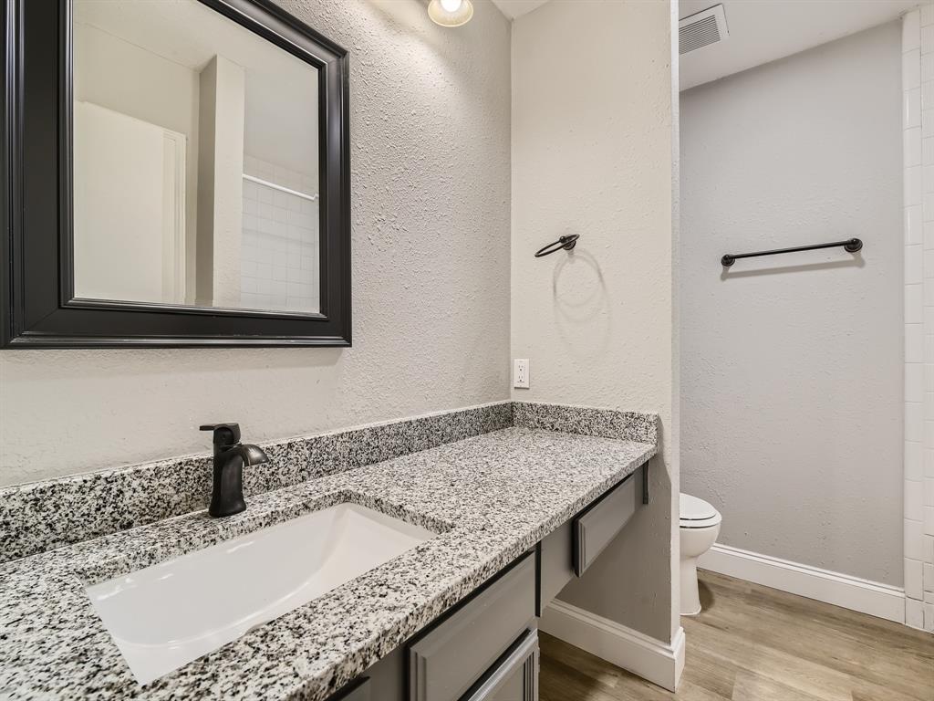 Oak Hollow Grand Prairie - Residential Lease