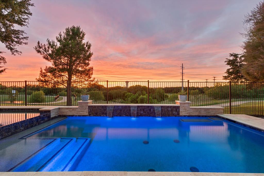 5121 Verdant Valley Drive