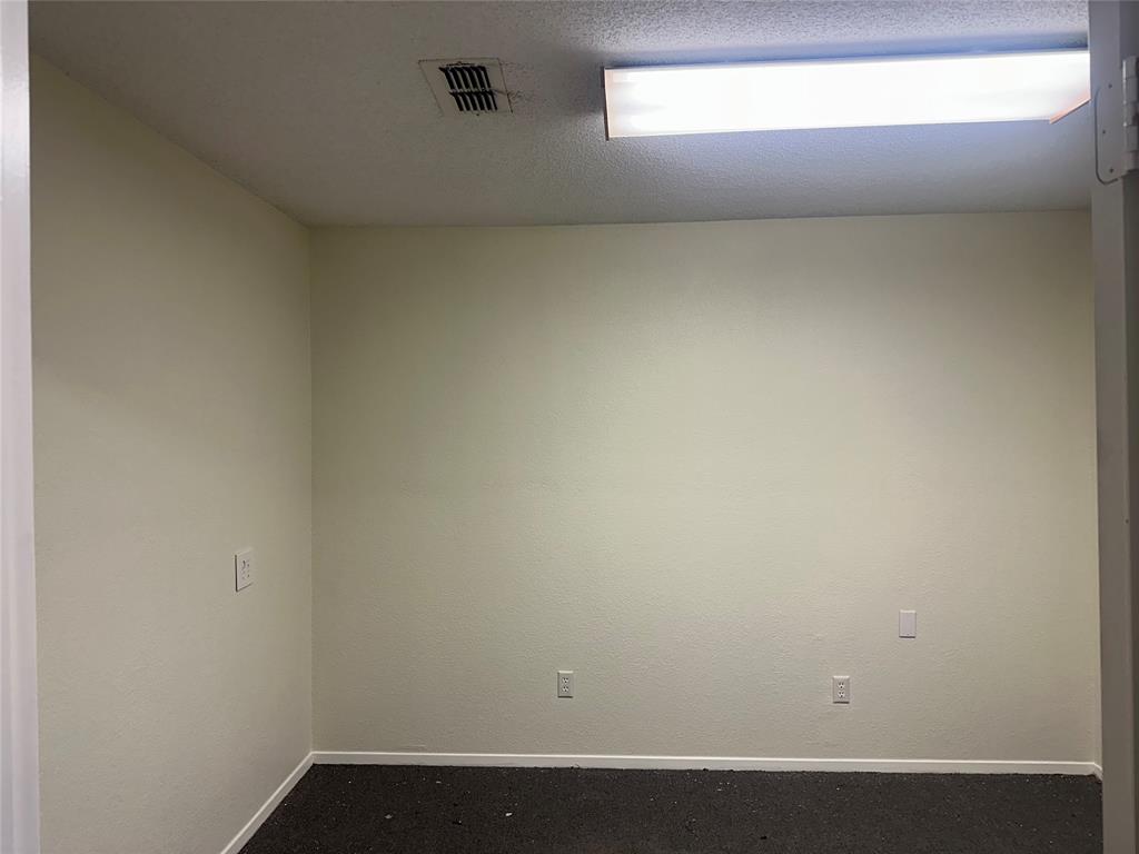 Original Town - Commercial Lease