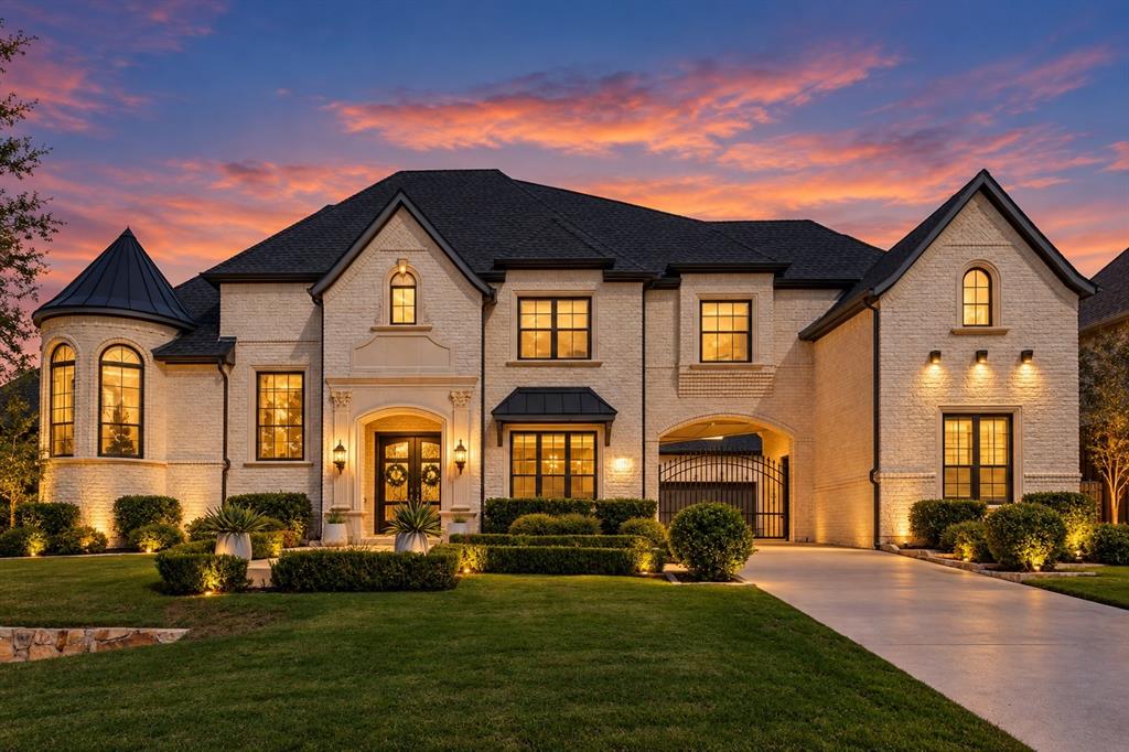 1460 Latigo Court