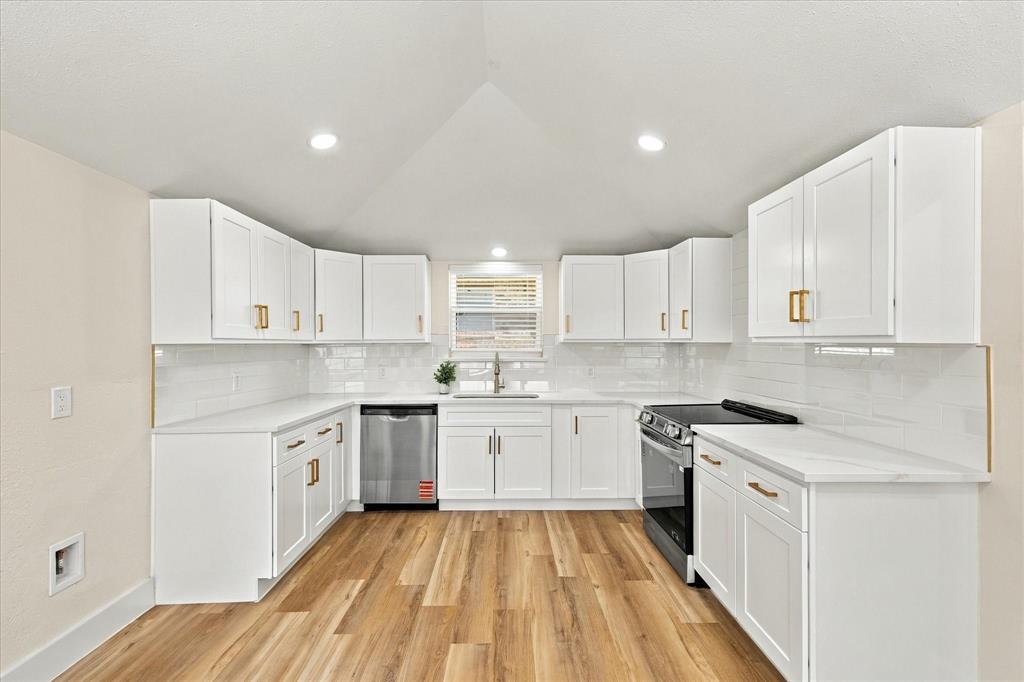 115 N Venice Drive