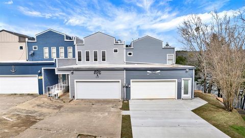 Tiny photo for 129 Greenway Bend, Pottsboro, TX 75076 (MLS # 21216177)