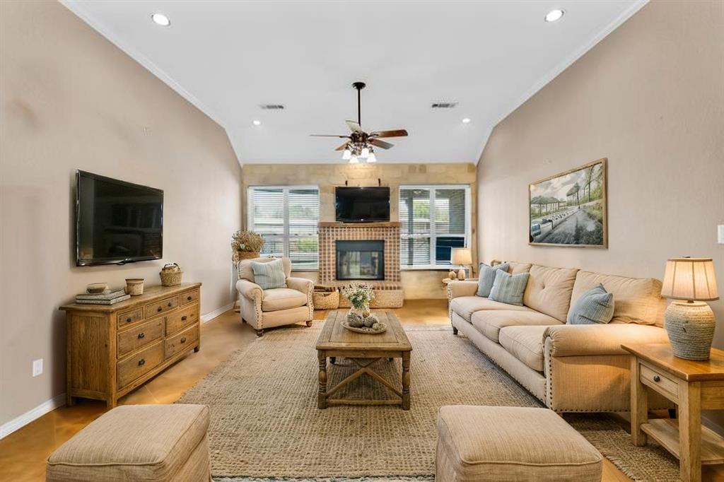 4031 Burleson Retta Road