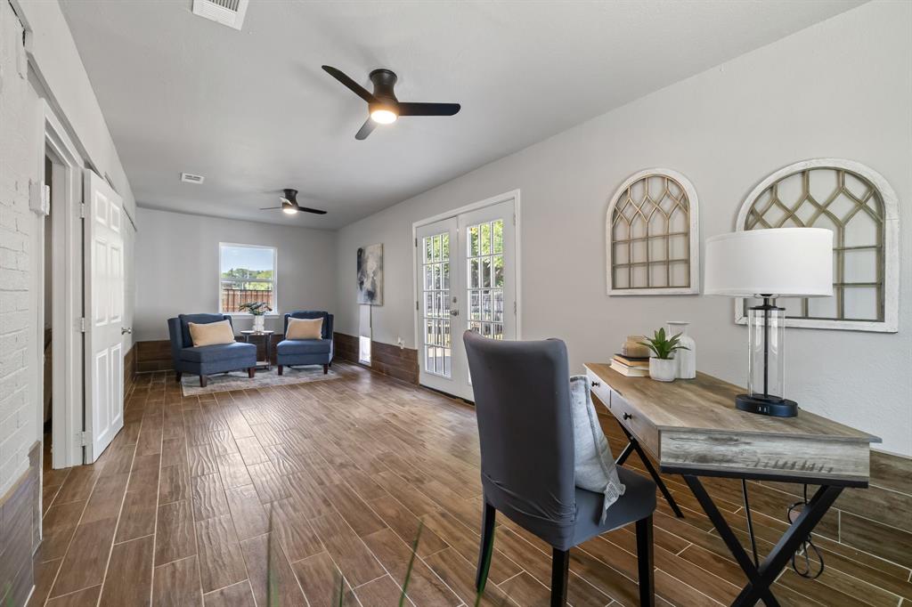 2801 Rosebud Lane