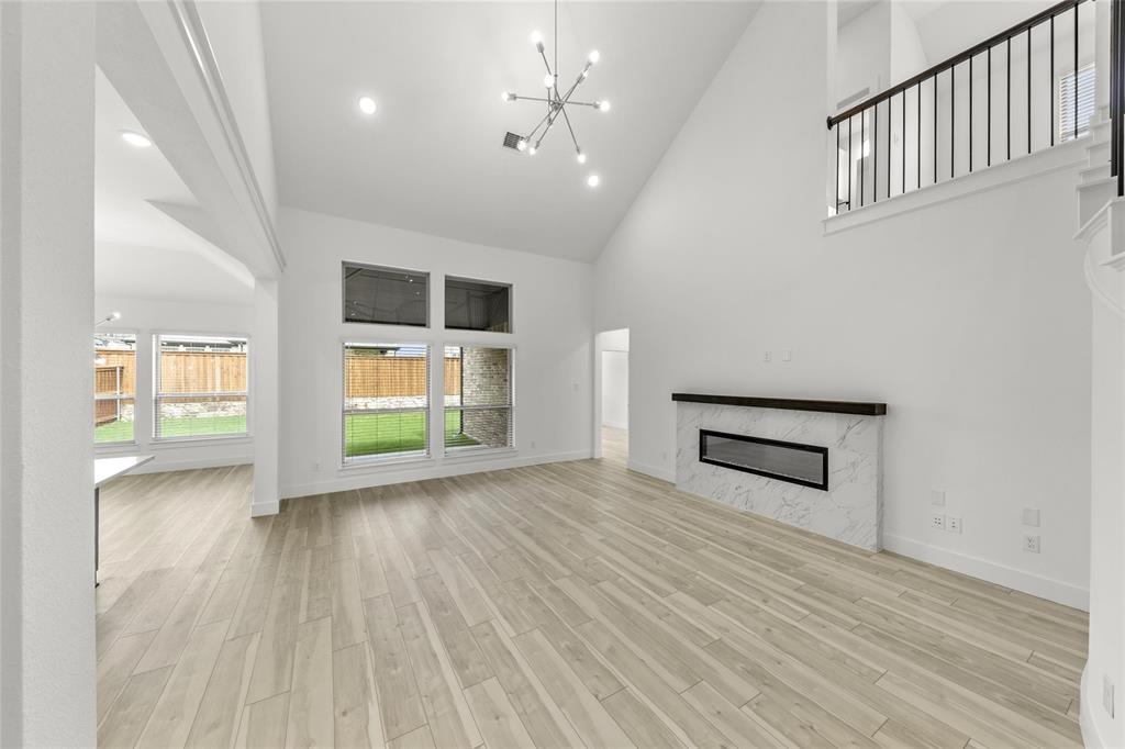 Las Lomas Classic Series - Residential