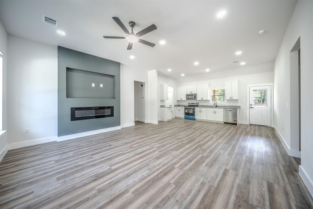 Photo of 4860 LA PRADA, Malakoff, TX 75148 (MLS # 21350315)