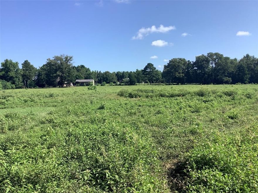 10 acre tract of land located minutes outside of the town of Benton La. 10 acres will be cut out of current tract 2114365A. 20 ft easment from Old Plain Dealing Rd will need to be secured from the Parish.  Purchaser will be responsible for the survey and fees to completion of the easement. No Sign on the property.