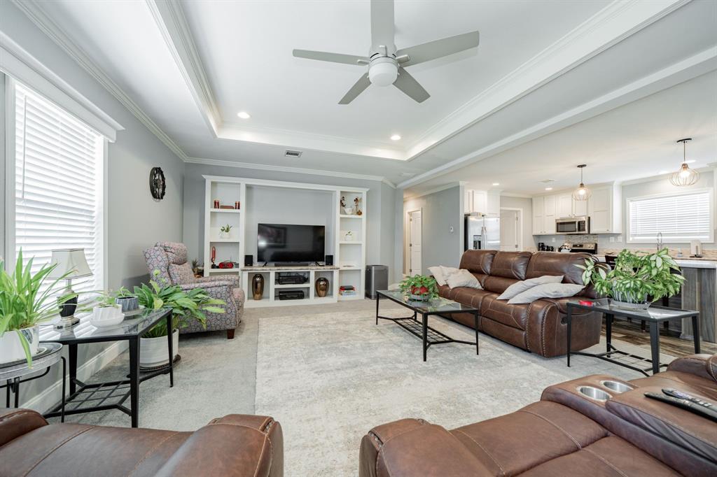 8938 Private Road 3842