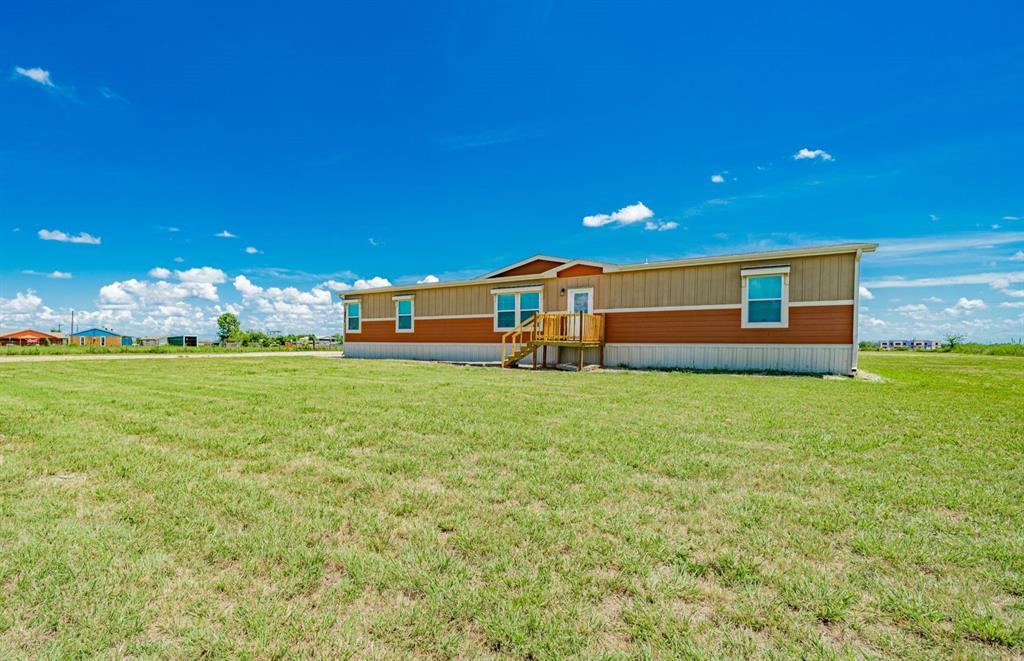 8938 Private Road 3842