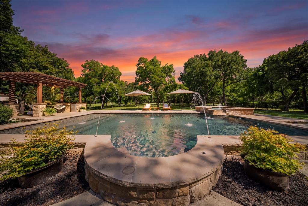 7312 Hix Court