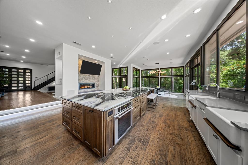 7312 Hix Court