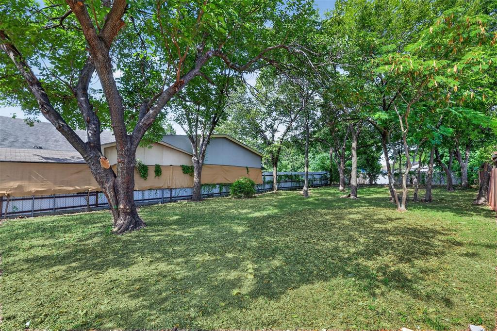 6 N Ravinia Drive