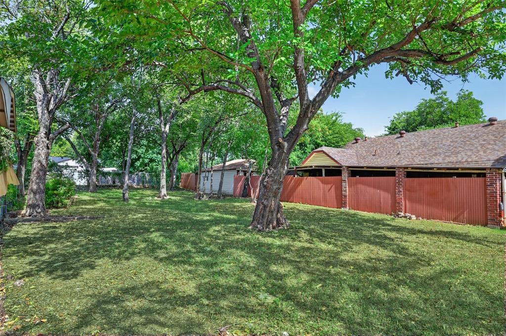 6 N Ravinia Drive