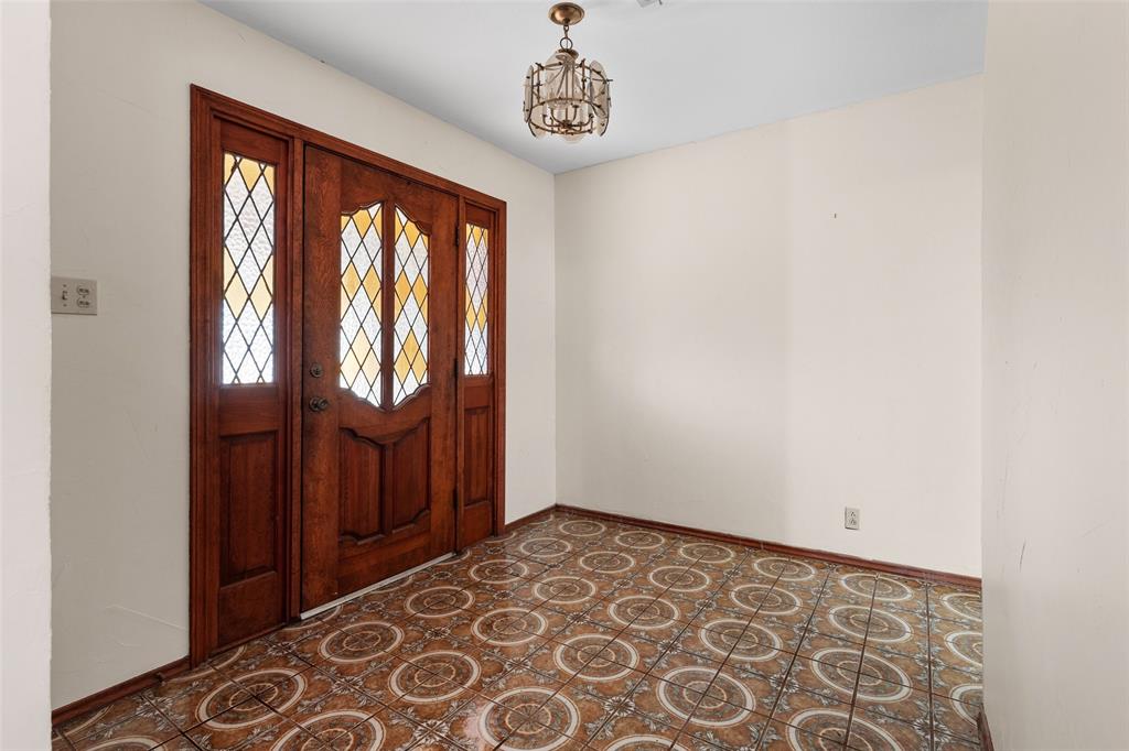 Laguna Tres Estate - Residential