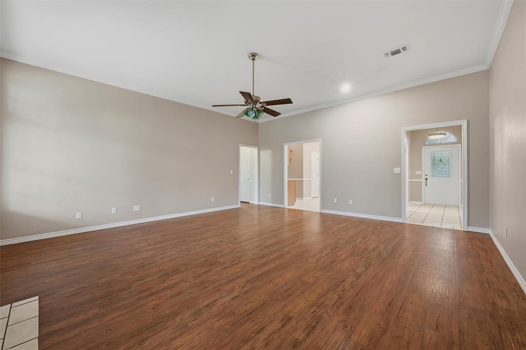 Lakeway Crossing - Residential