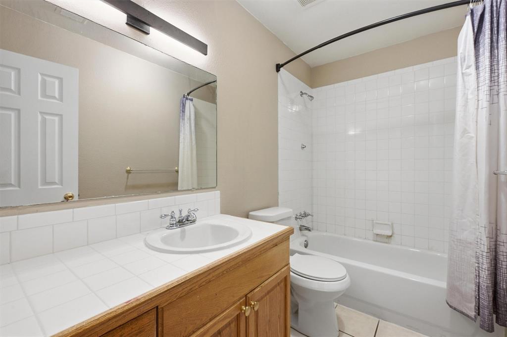 Lakeway Crossing - Residential