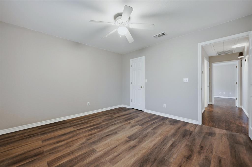 Lakeway Crossing - Residential