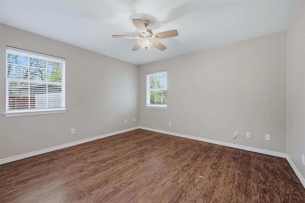 Lakeway Crossing - Residential