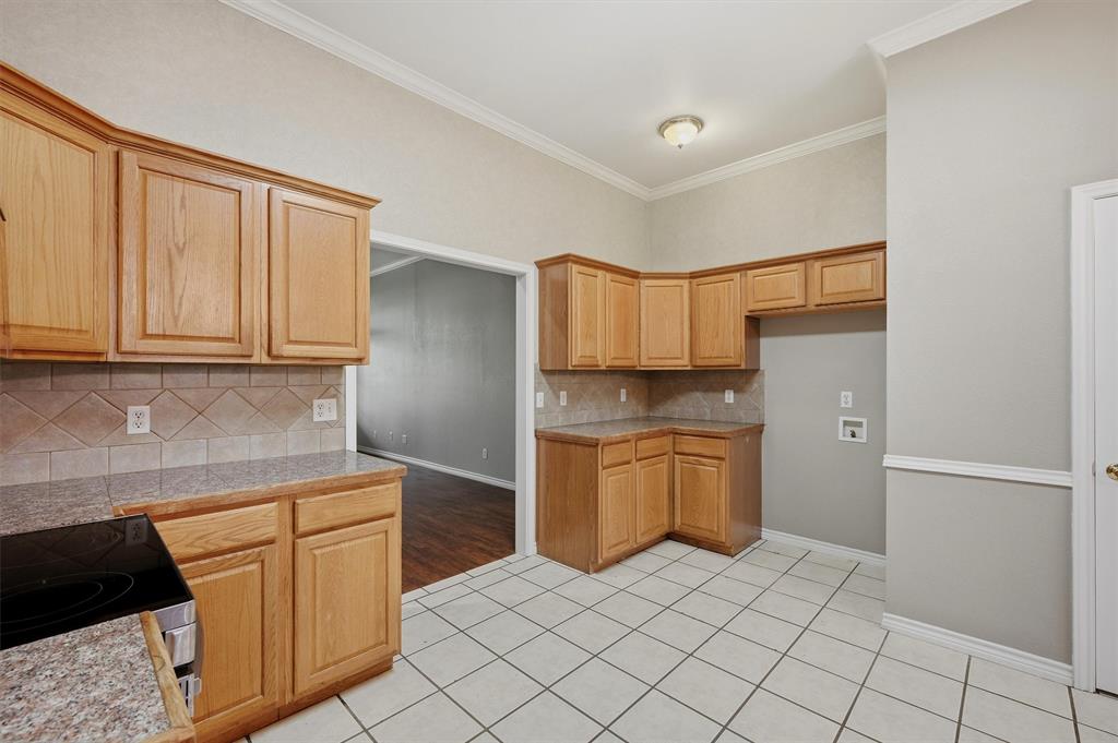 Lakeway Crossing - Residential