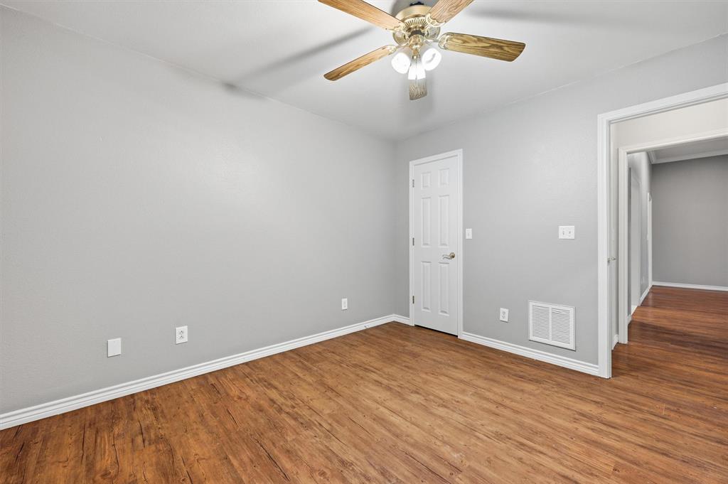 Lakeway Crossing - Residential