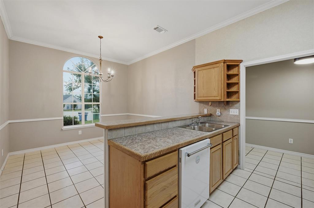 Lakeway Crossing - Residential