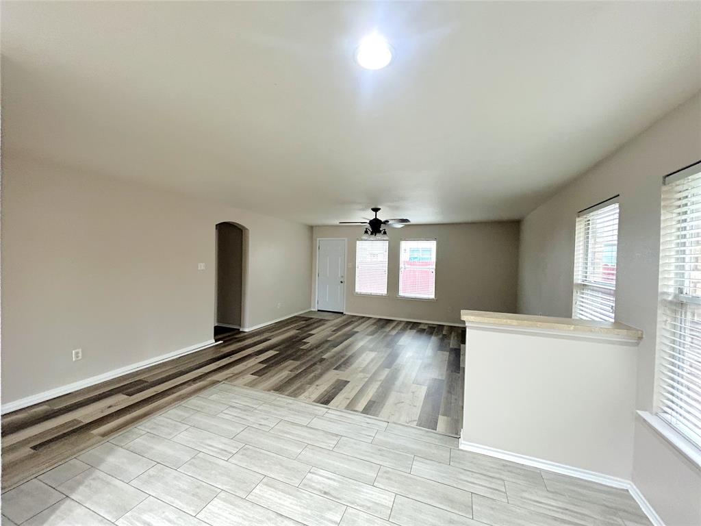 10445 Hideaway Trail