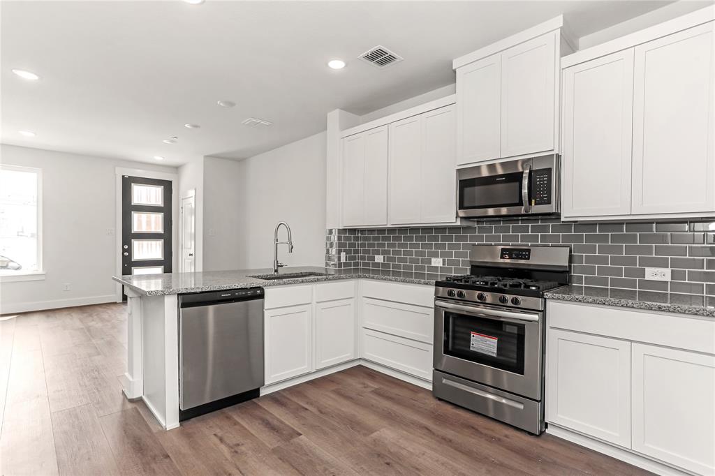 Urban Trail Add - Residential Lease