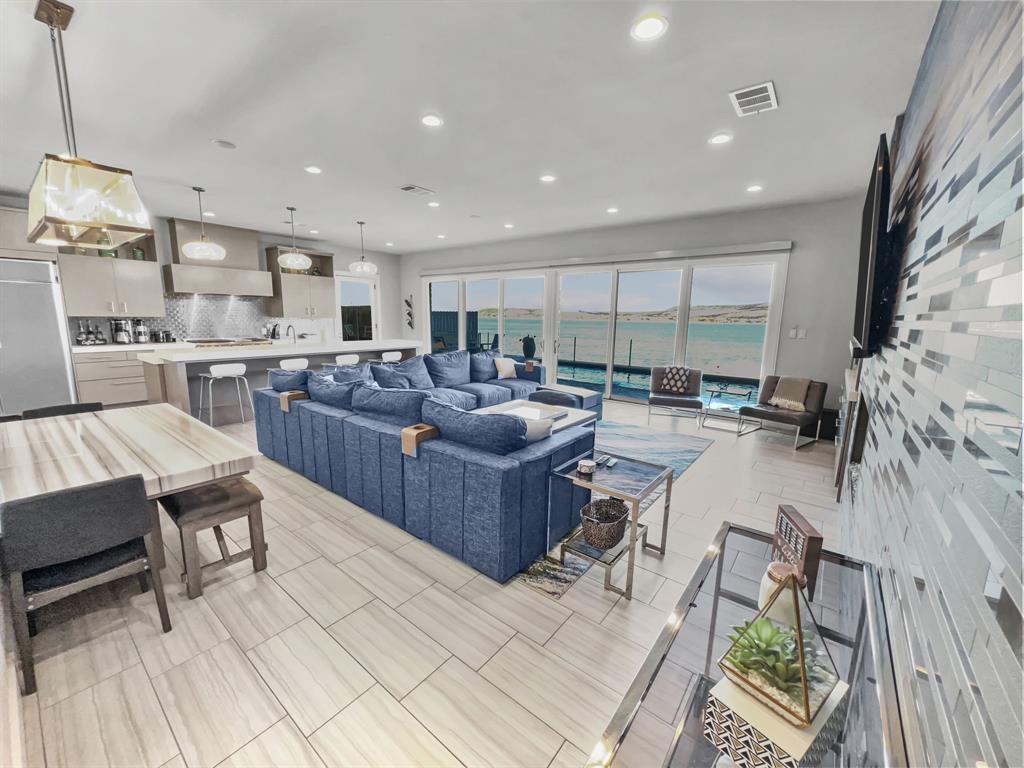 Pk Lake - Residential