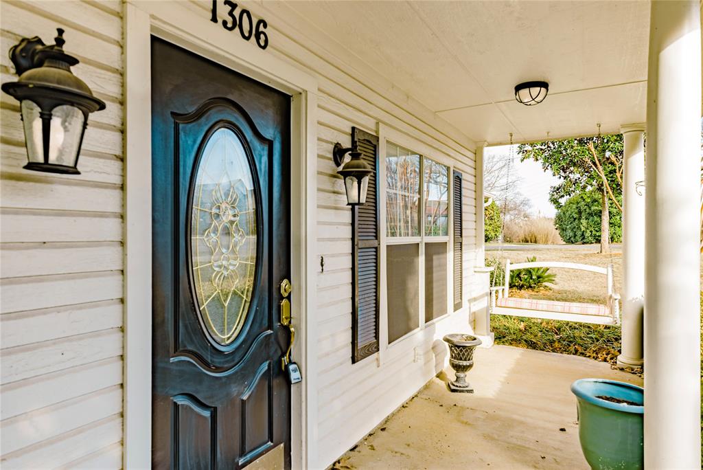 Dove Estate - Residential Lease