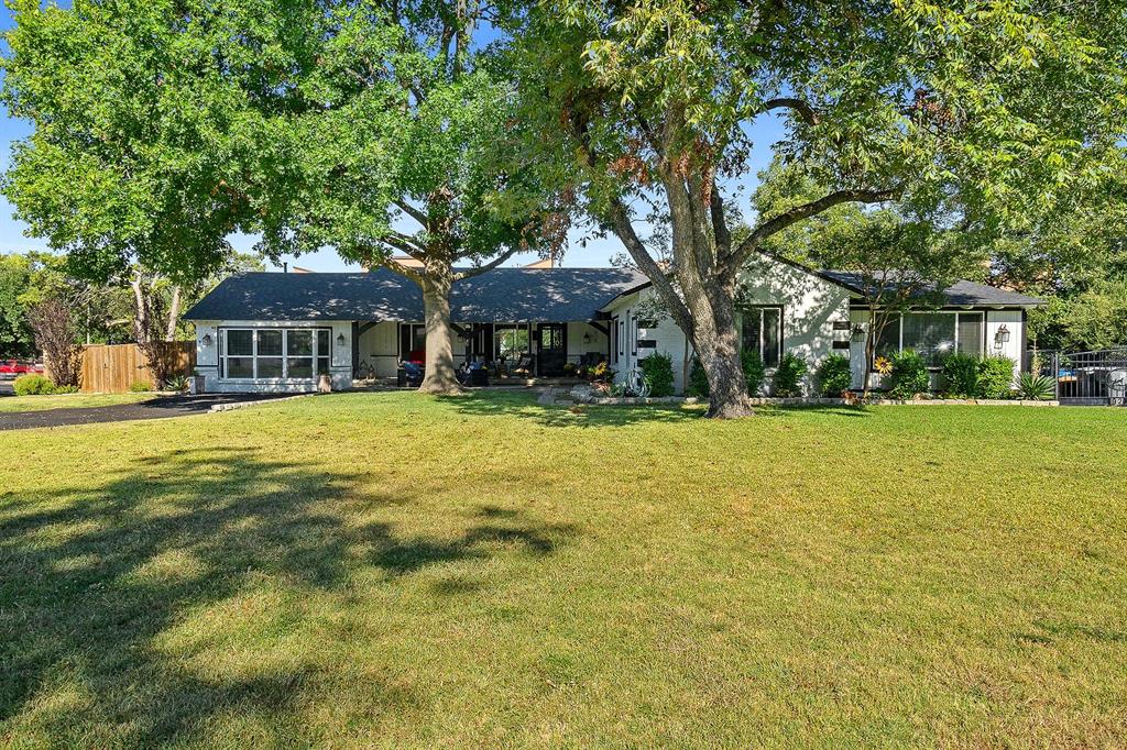 Casa Linda Highlands - Residential