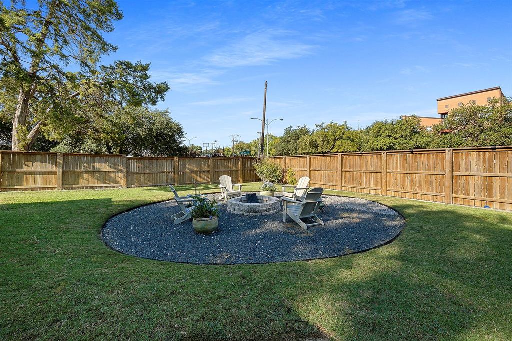 Casa Linda Highlands - Residential