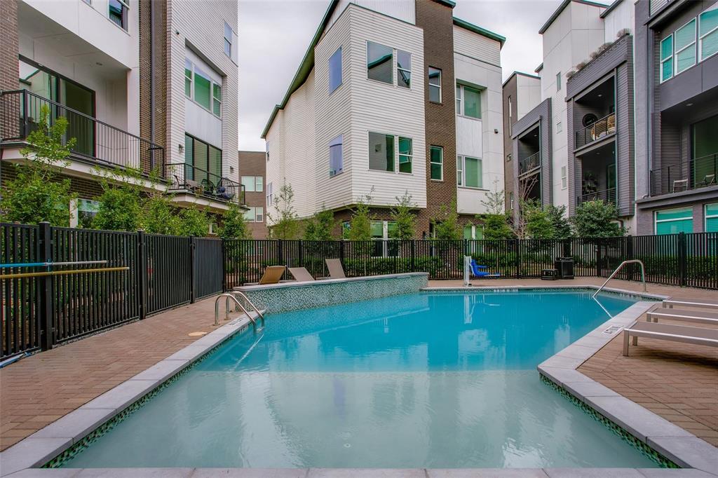 Trinity Townhomes 2 - Residential