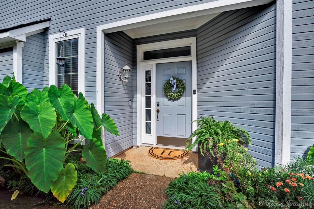 127 Vidor Lane