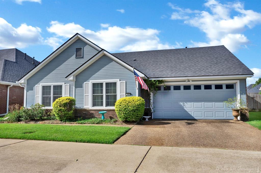 127 Vidor Lane