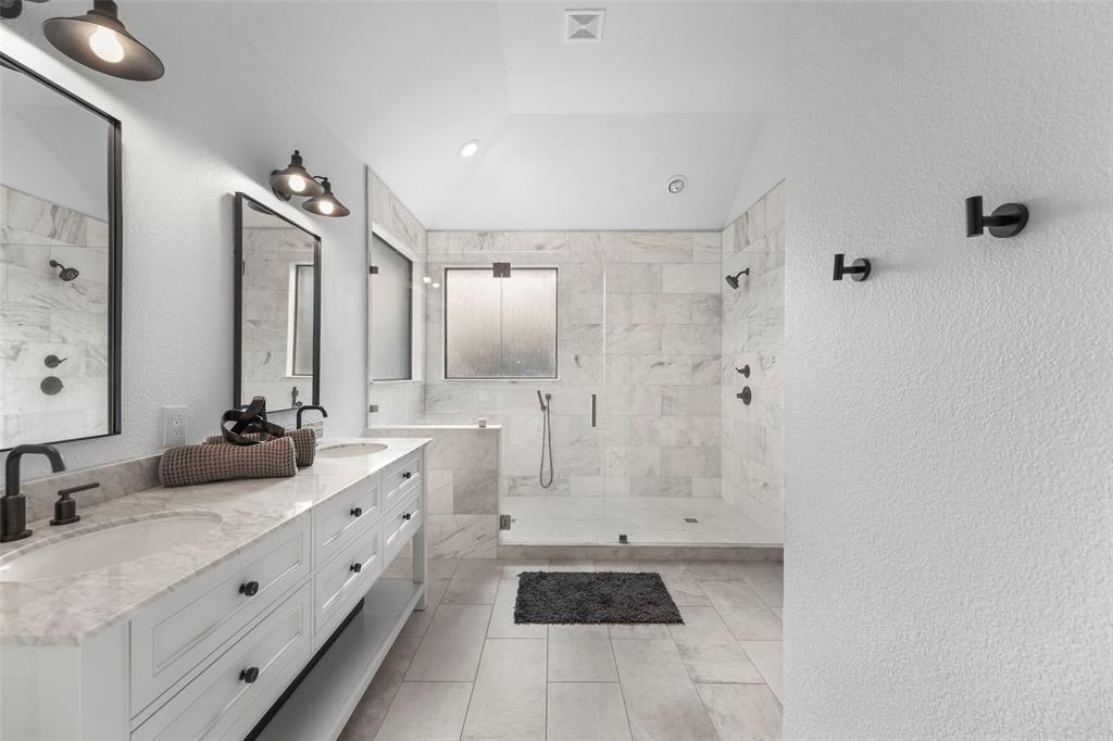 Chandlers Landing #14 - Residential