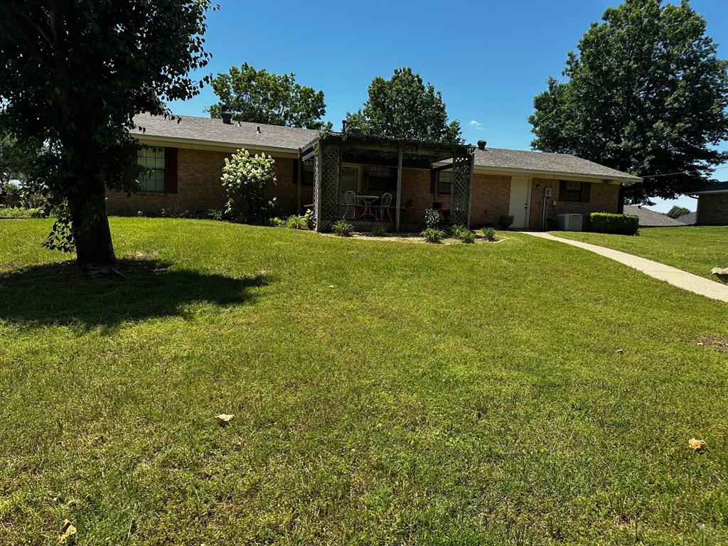 811 Windmill Lane