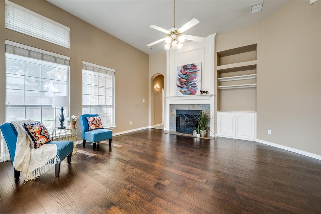 1819 Windsong Circle