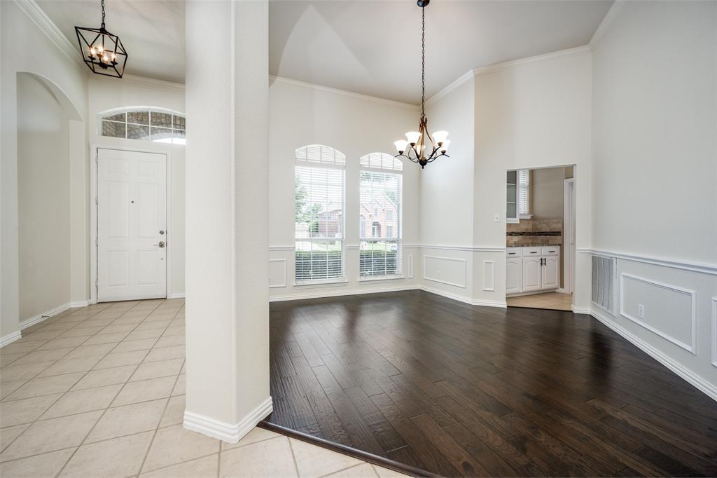 1819 Windsong Circle