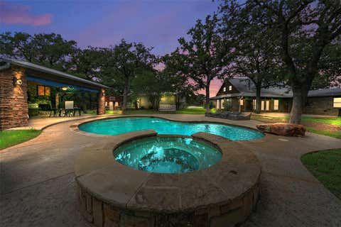 Tiny photo for 3911 N Highway 281, Mineral Wells, TX 76067 (MLS # 21341151)