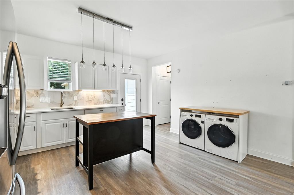 Dallas, Texas 75223, United States, 2 Bedrooms Bedrooms, ,1 BathroomBathrooms,Residential,Active,190740