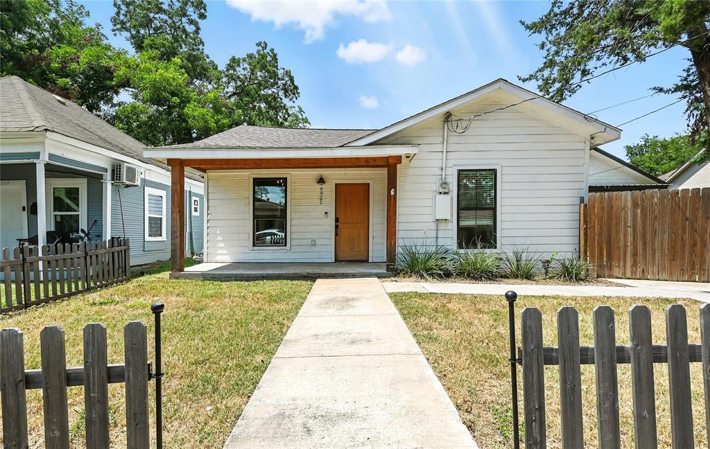 Dallas, Texas 75223, United States, 2 Bedrooms Bedrooms, ,1 BathroomBathrooms,Residential,Active,190740