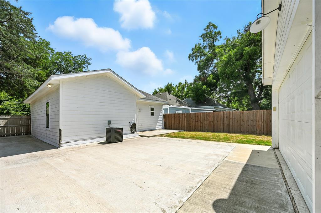 Dallas, Texas 75223, United States, 2 Bedrooms Bedrooms, ,1 BathroomBathrooms,Residential,Active,190740