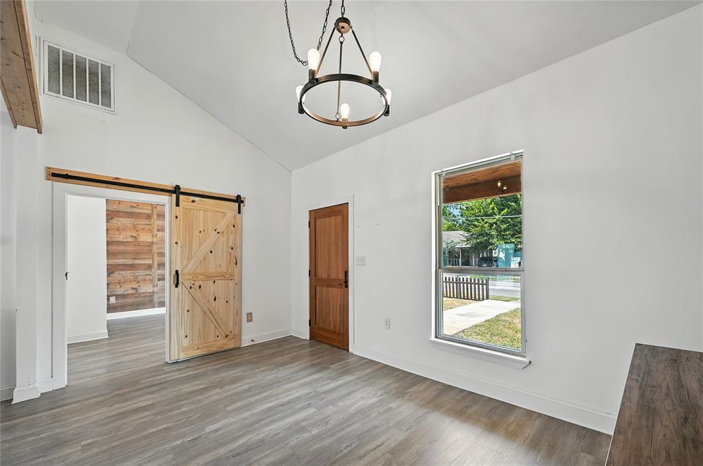 Dallas, Texas 75223, United States, 2 Bedrooms Bedrooms, ,1 BathroomBathrooms,Residential,Active,190740