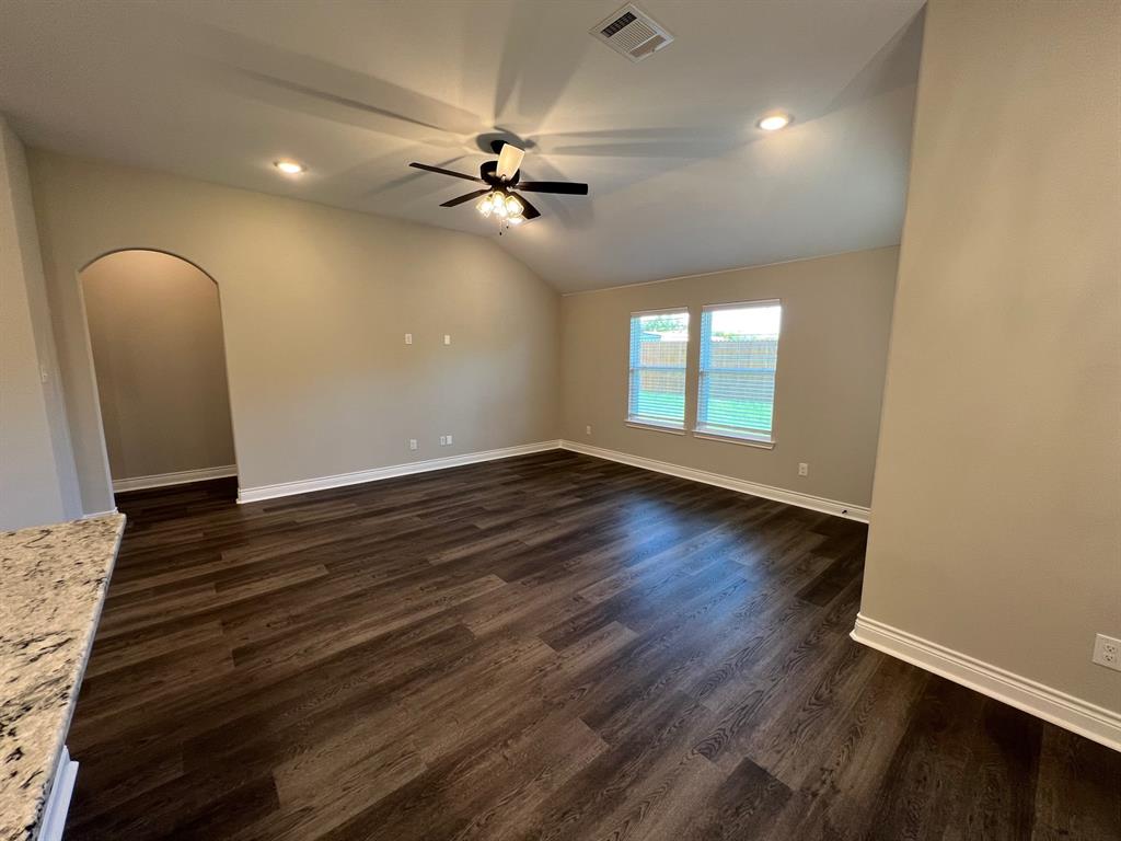 Stonewood Estates Phase 4 - Residential Lease